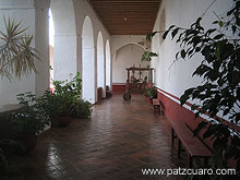 Pasillo del ex Colegio, Planta baja