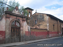 Fachada de El Hospitalito